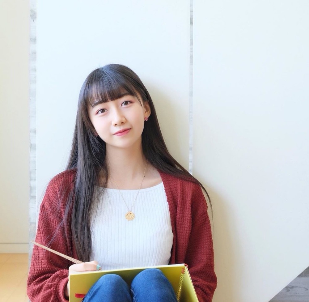 木村心美最新风采，小巷深处的独特韵味